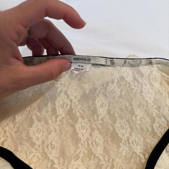 Kimchi Blue Women's Cream and White Vest - Picture 4 of 5